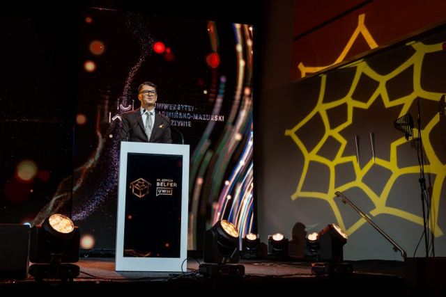 z aparatem – Fabiszewski-111