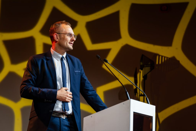 z aparatem – Fabiszewski-116