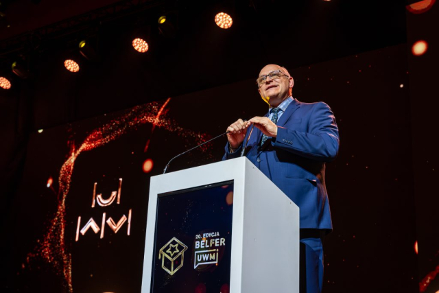 z aparatem – Fabiszewski-129