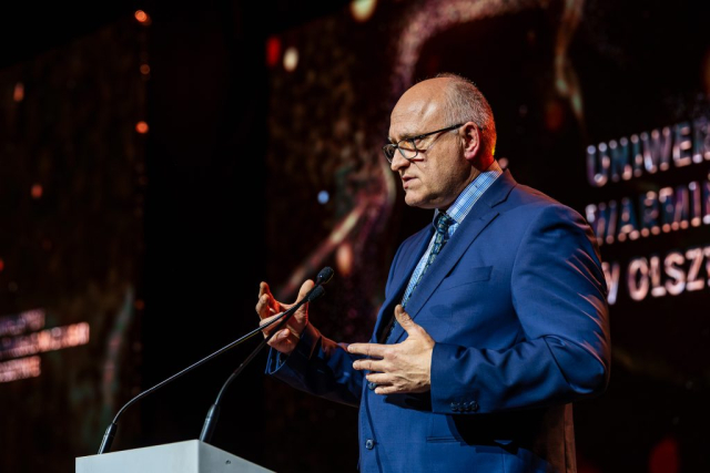 z aparatem – Fabiszewski-131