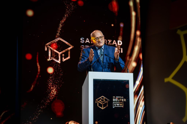 z aparatem – Fabiszewski-132