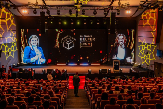 z aparatem – Fabiszewski-15