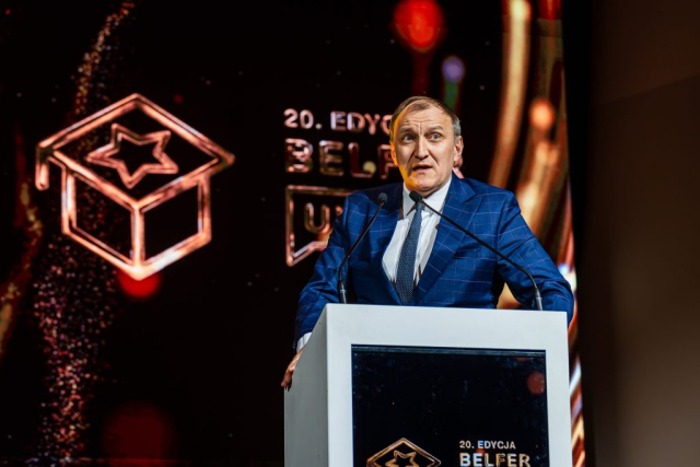 z aparatem – Fabiszewski-155