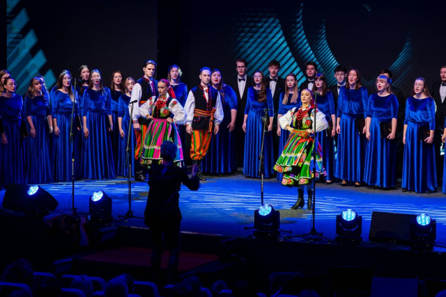 z aparatem – Fabiszewski-176