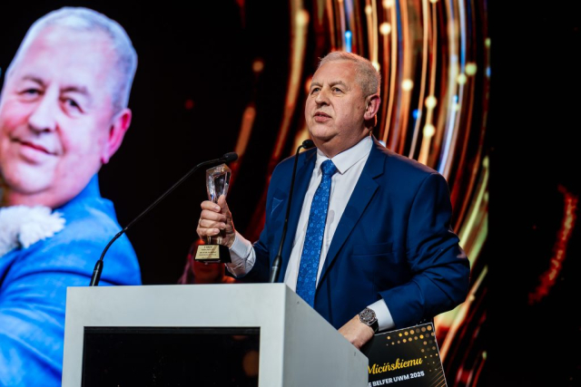 z aparatem – Fabiszewski-198