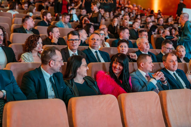 z aparatem – Fabiszewski-20