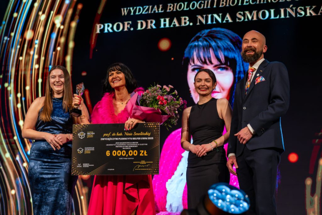 z aparatem – Fabiszewski-205