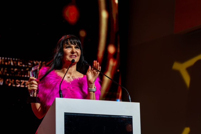 z aparatem – Fabiszewski-206