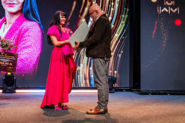 z aparatem – Fabiszewski-210