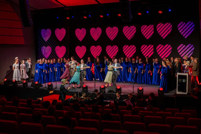 z aparatem – Fabiszewski-235