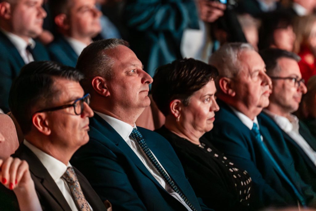 z aparatem – Fabiszewski-34