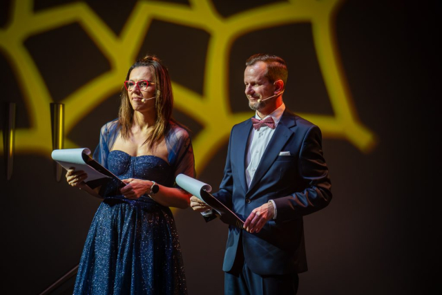 z aparatem – Fabiszewski-77