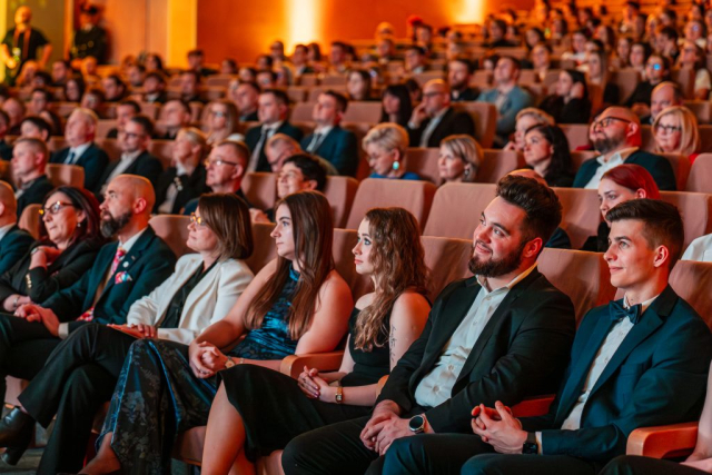 z aparatem – Fabiszewski-82