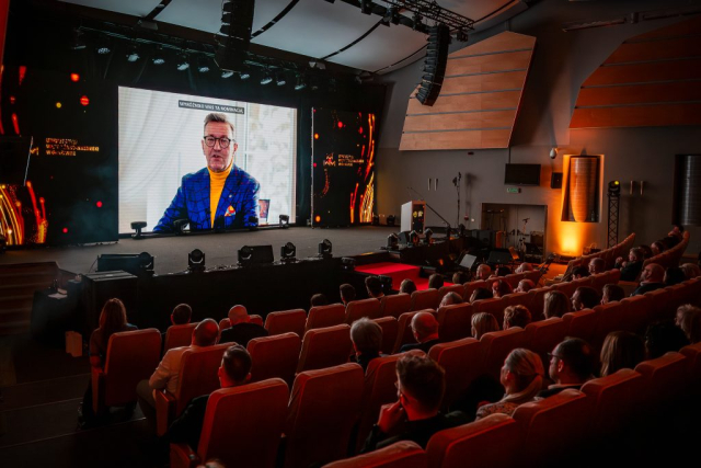 z aparatem – Fabiszewski-88