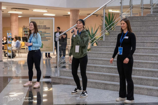 040326-191945-AJ-SpeedFriending-0053